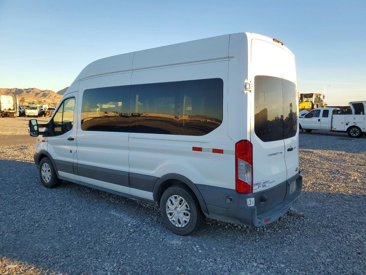 2017 FORD TRANSIT T-350 photo 5