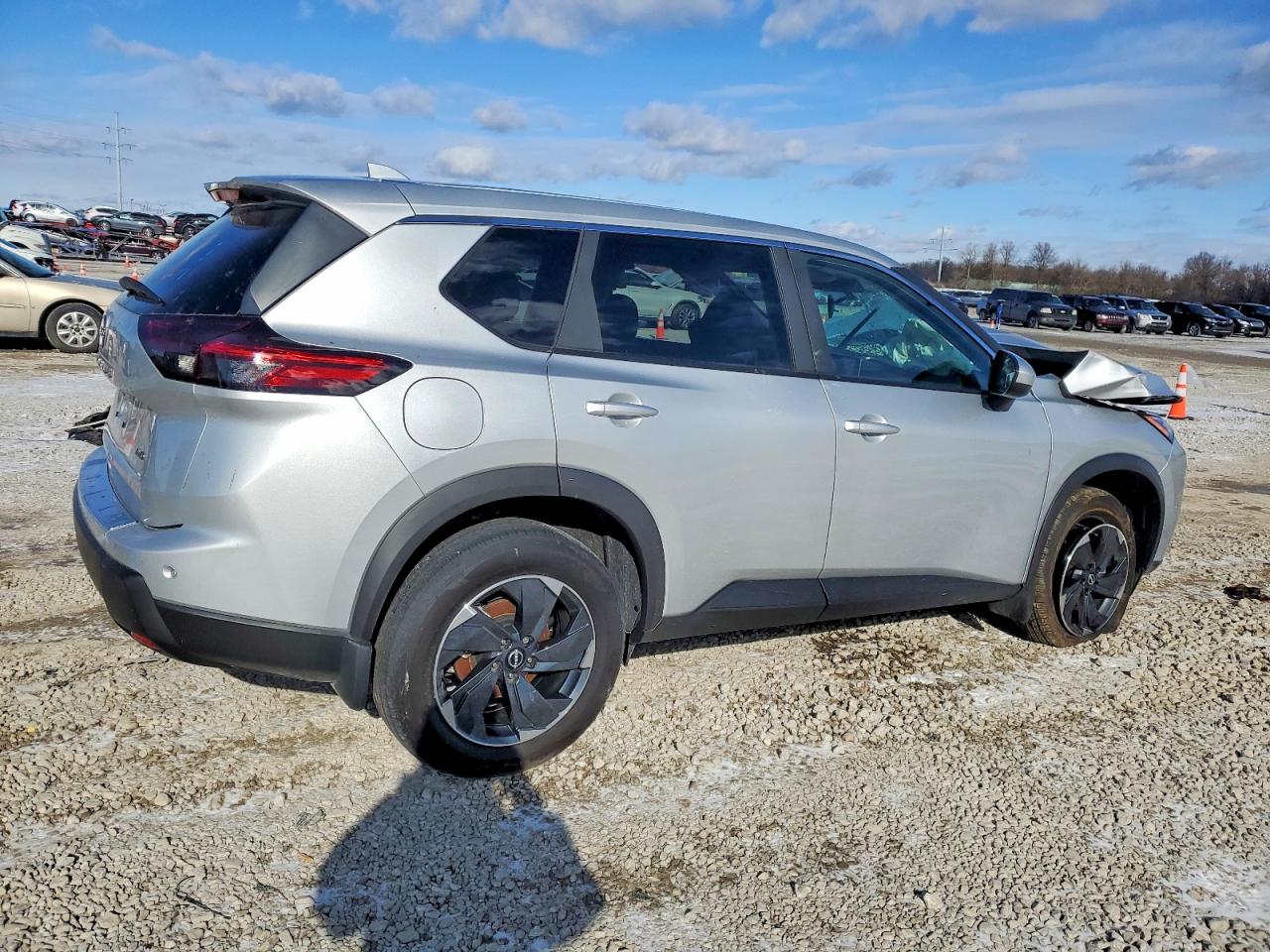 2025 NISSAN ROGUE SV photo 3