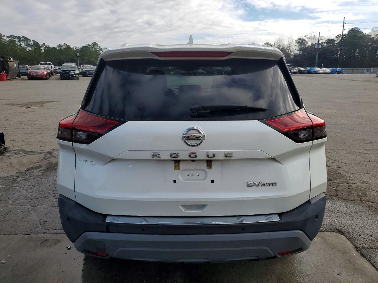 2021 NISSAN ROGUE SV photo 6