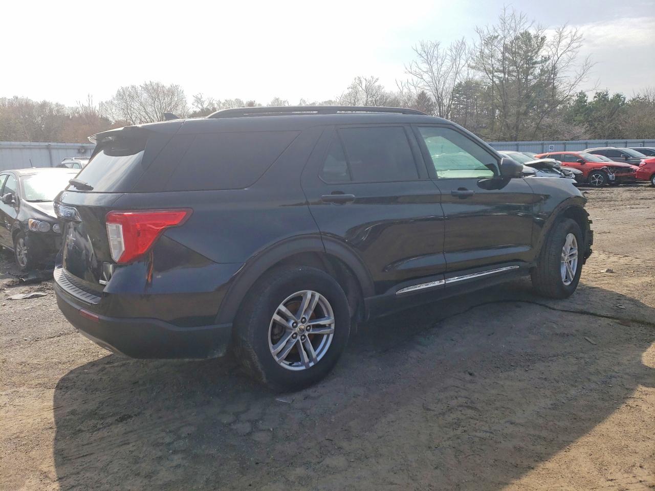 2020 FORD EXPLORER XLT photo 6
