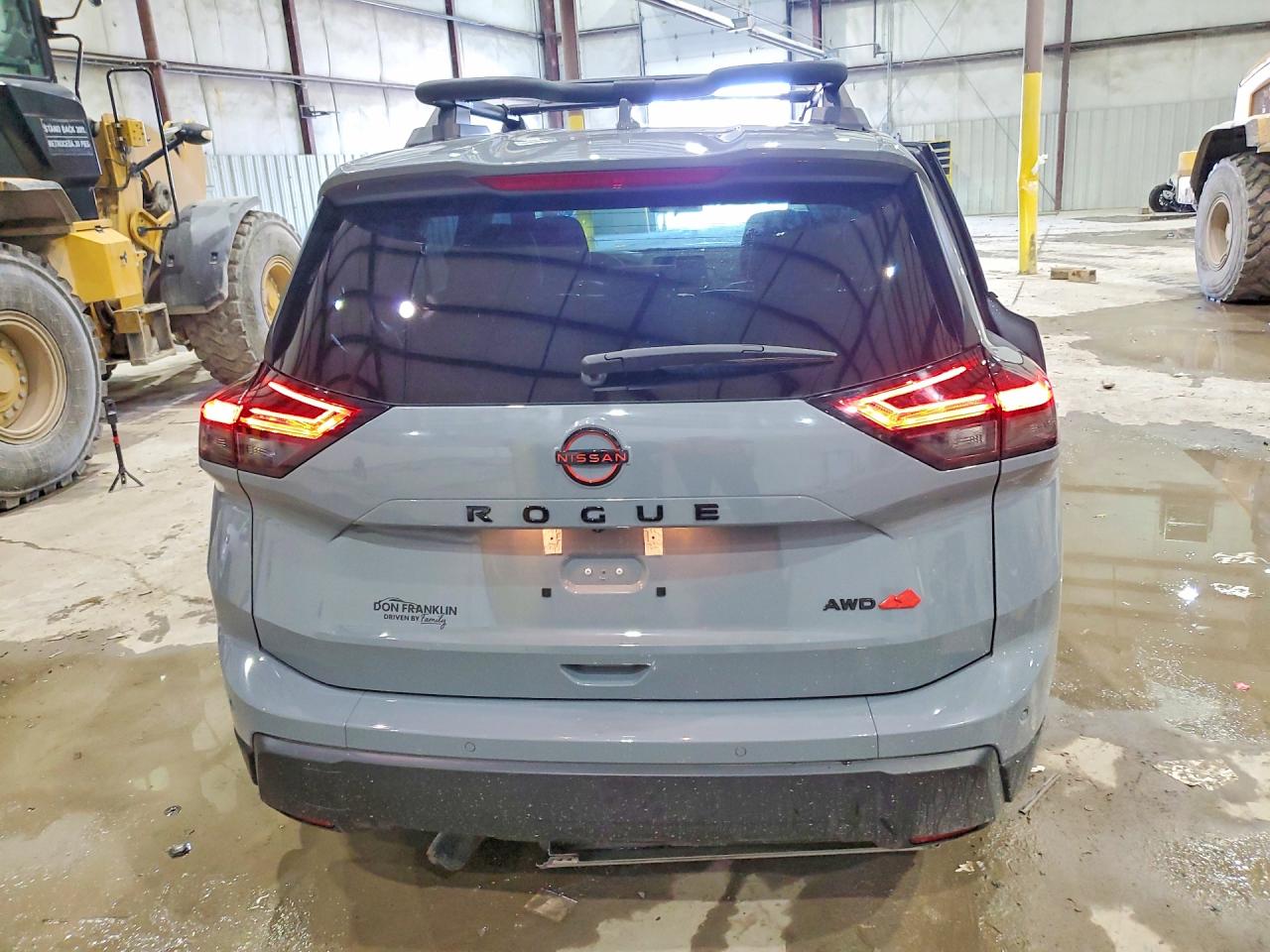 2025 NISSAN ROGUE SV photo 11