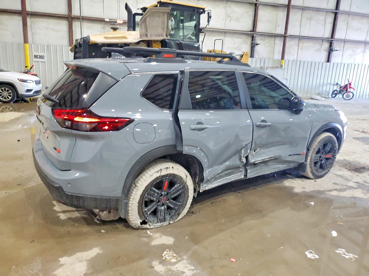 2025 NISSAN ROGUE SV photo 5