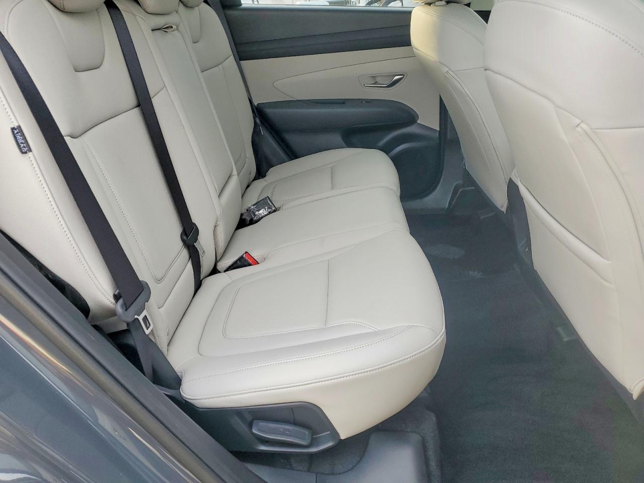 2025 HYUNDAI TUCSON SEL photo 19