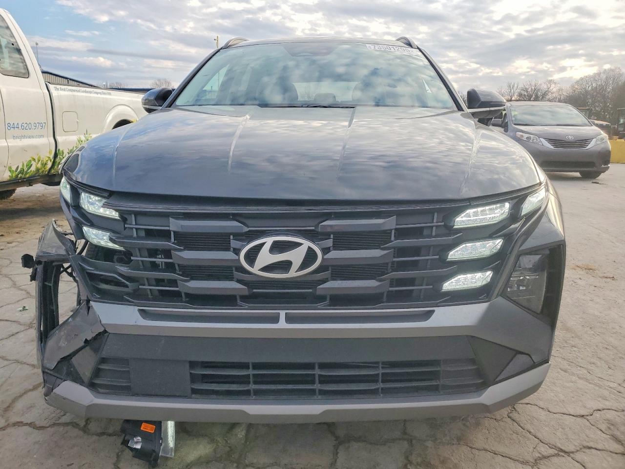 2025 HYUNDAI TUCSON SEL photo 9