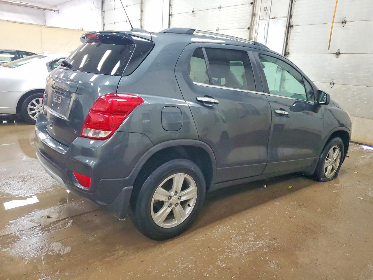 2019 CHEVROLET TRAX 1LT photo 5