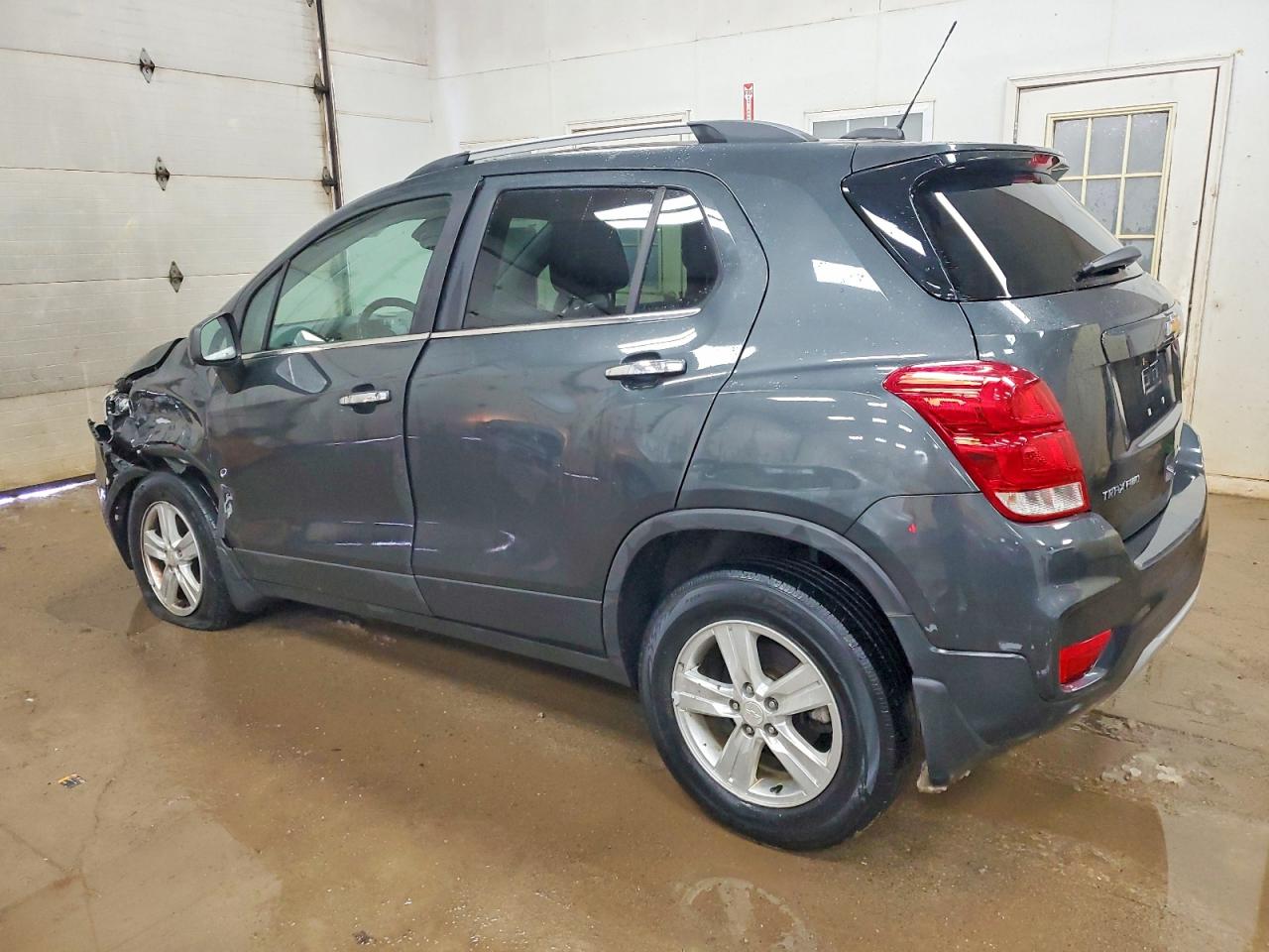 2019 CHEVROLET TRAX 1LT photo 3