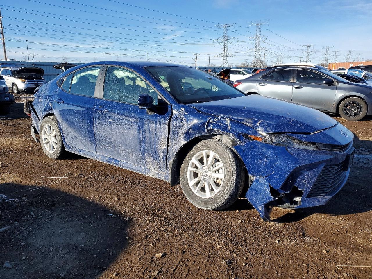 2025 TOYOTA CAMRY LE photo 4