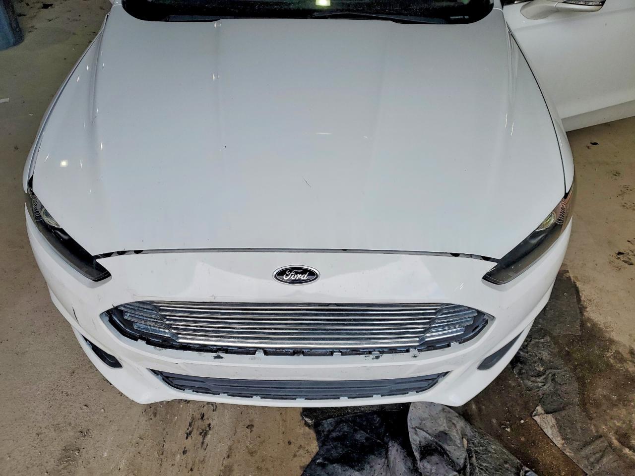 2014 FORD FUSION SE photo 11