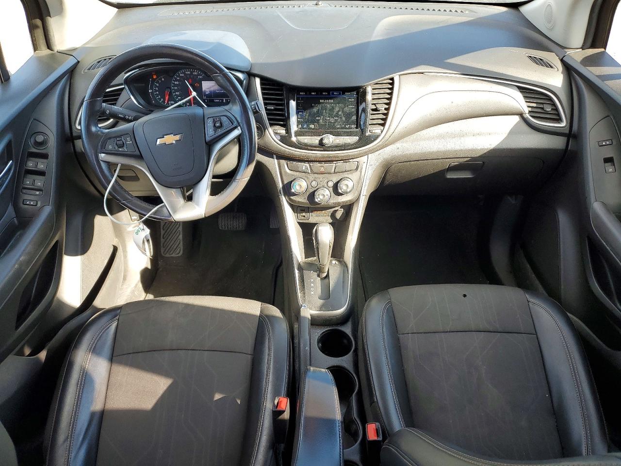 2019 CHEVROLET TRAX 1LT photo 8