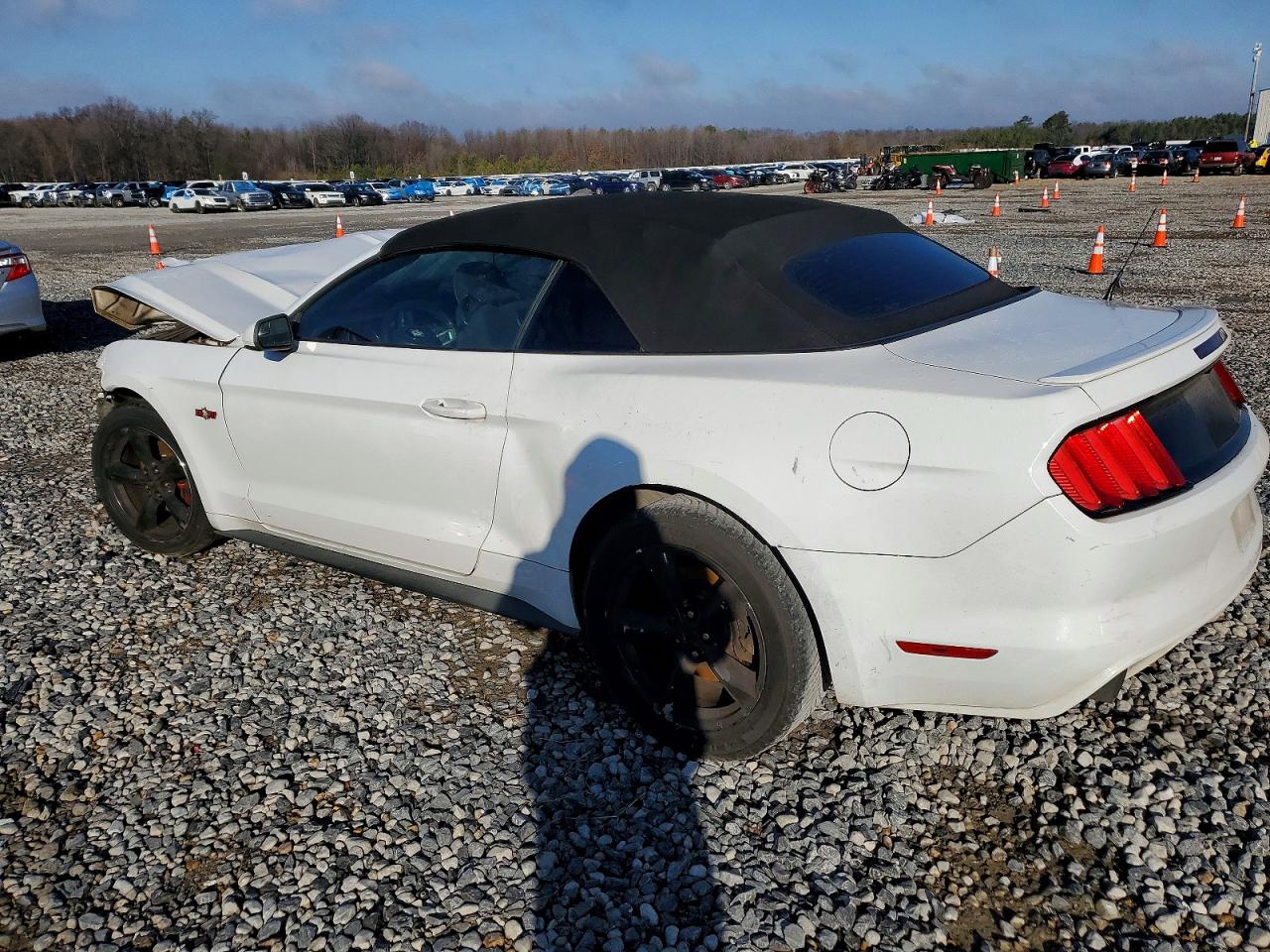 2016 FORD MUSTANG photo 3