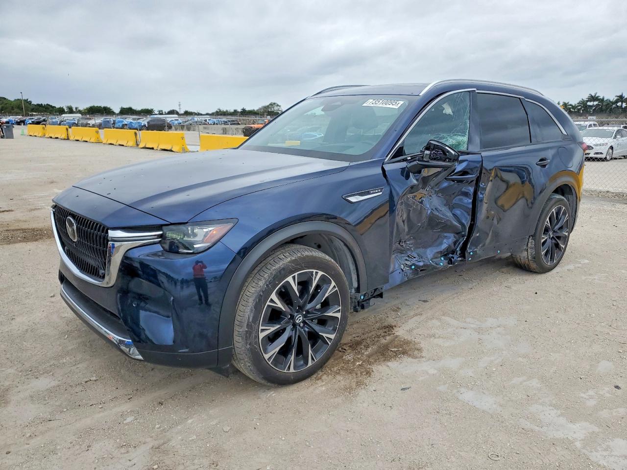2025 MAZDA CX-90