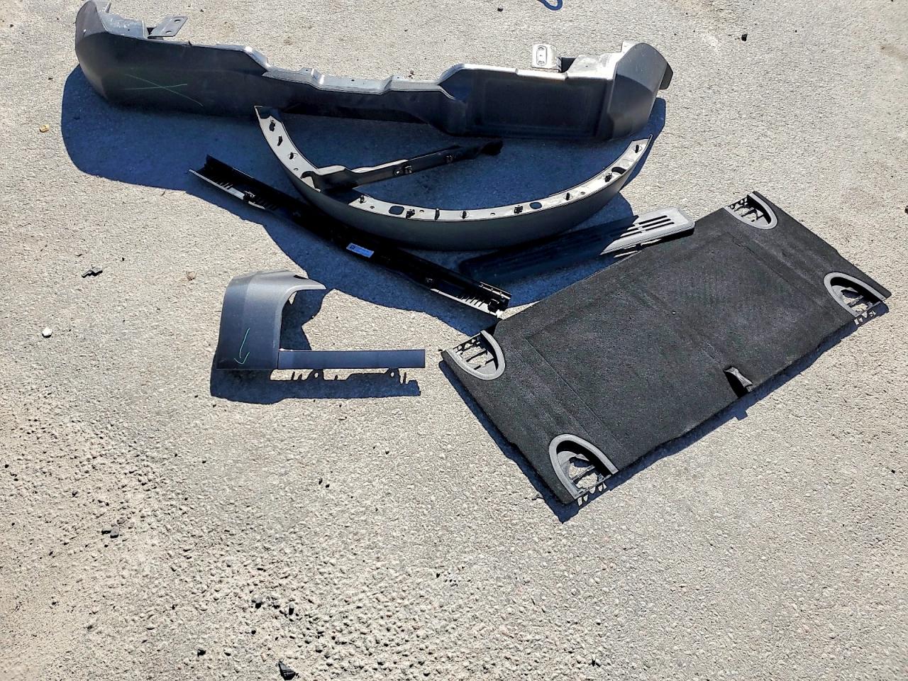 2022 FORD BRONCO BASE photo 12