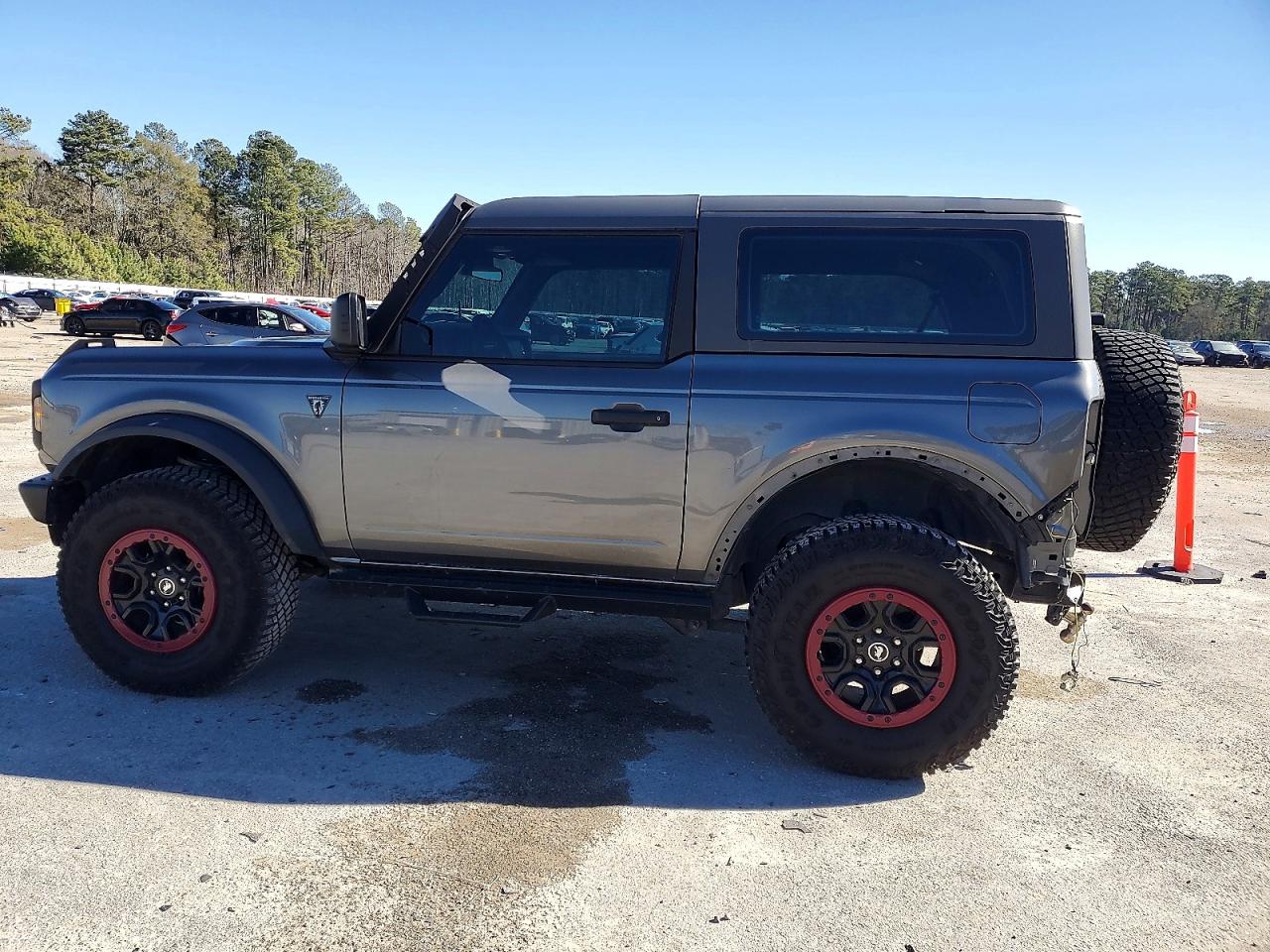 2022 FORD BRONCO BASE photo 2