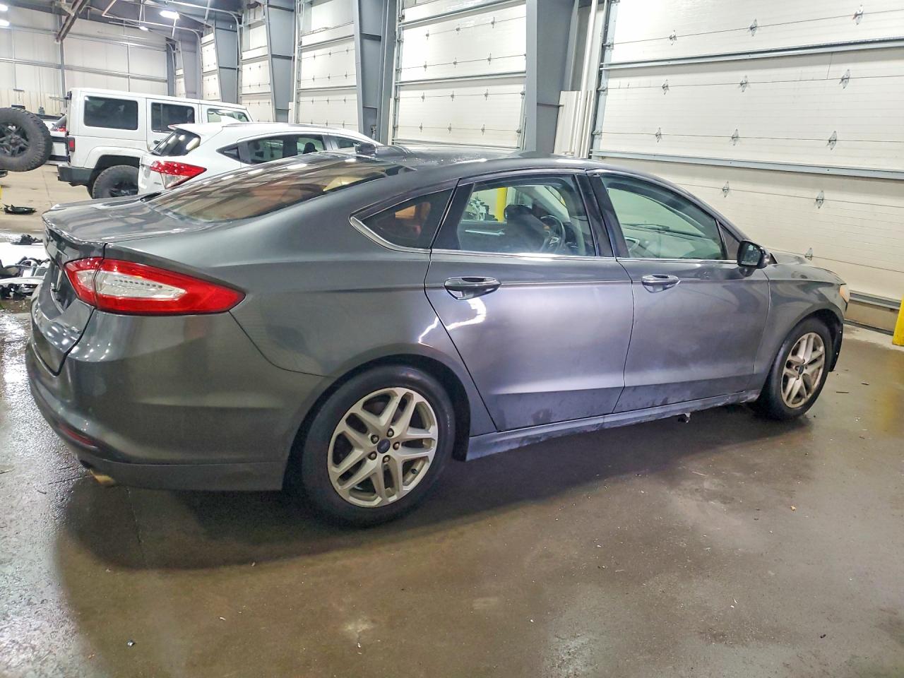 2016 FORD FUSION SE photo 5
