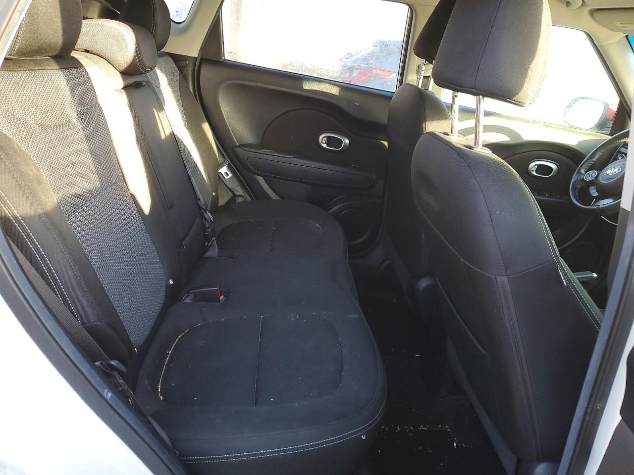 2017 KIA SOUL + photo 19