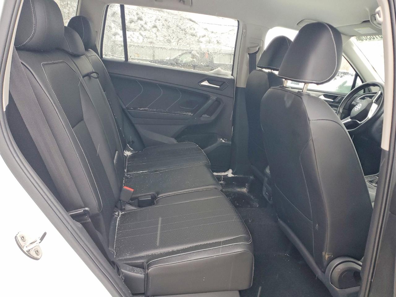 2024 VOLKSWAGEN TIGUAN SE photo 21