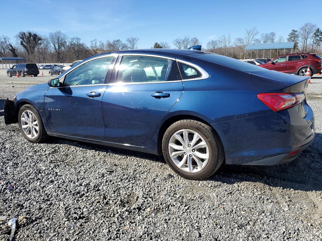 2021 CHEVROLET MALIBU LT photo 2
