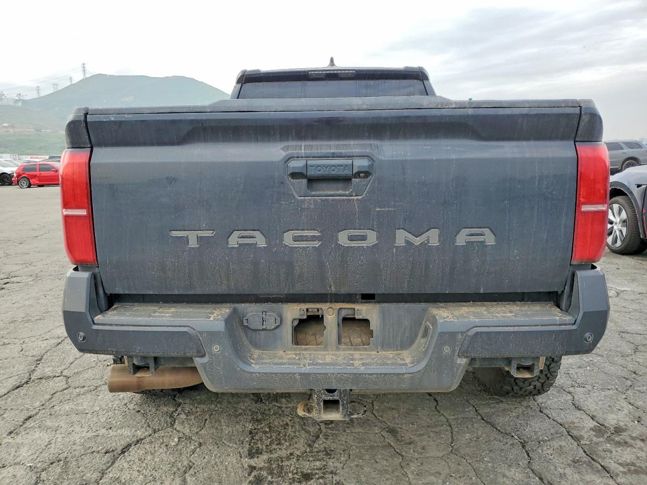2024 TOYOTA TACOMA XTRACAB photo 6