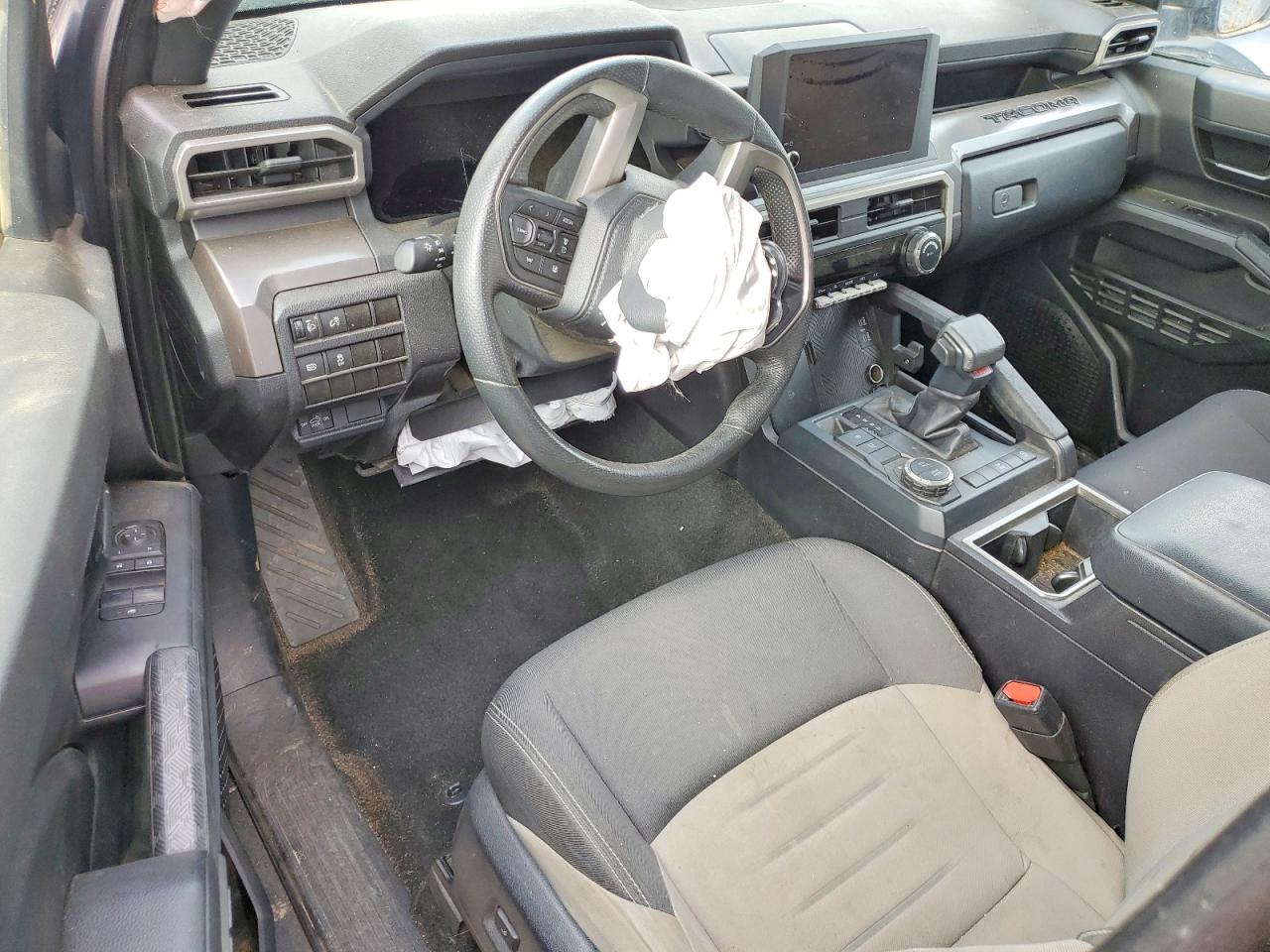 2024 TOYOTA TACOMA XTRACAB photo 8
