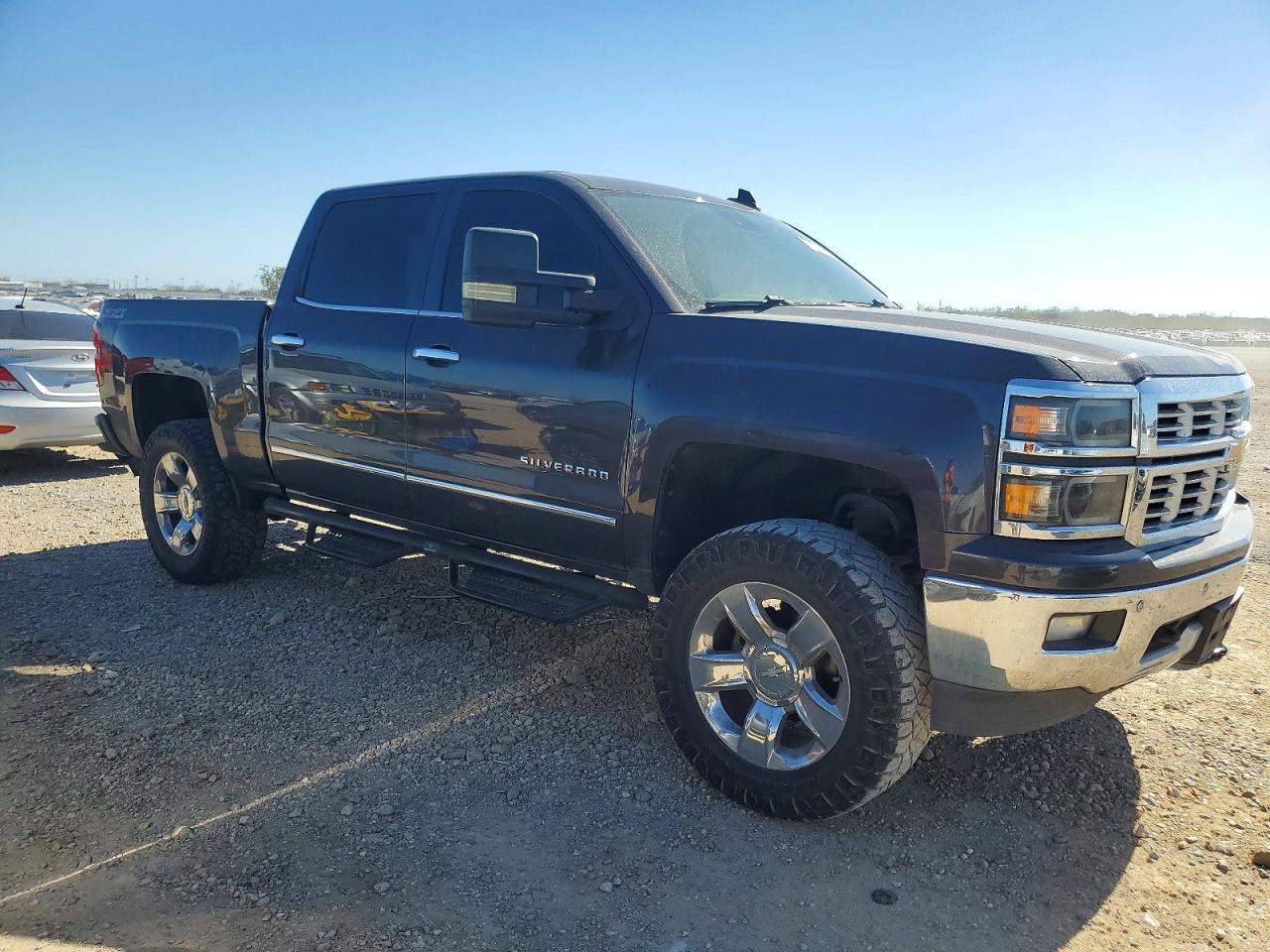 2015 CHEVROLET SILVERADO K1500 LTZ photo 4