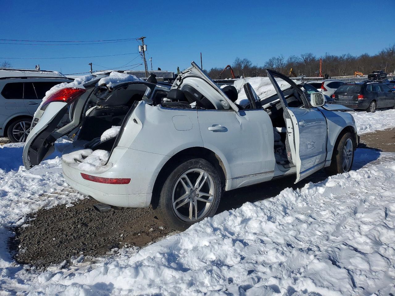 2013 AUDI Q5 PREMIUM PLUS photo 3