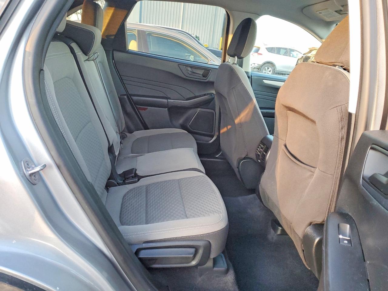 2022 FORD ESCAPE SE photo 19