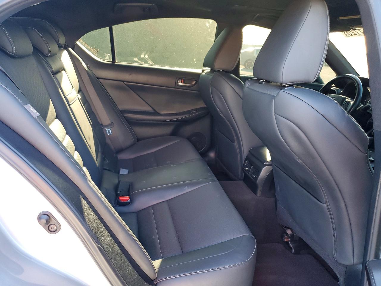 2021 LEXUS IS 350 F SPORT photo 10