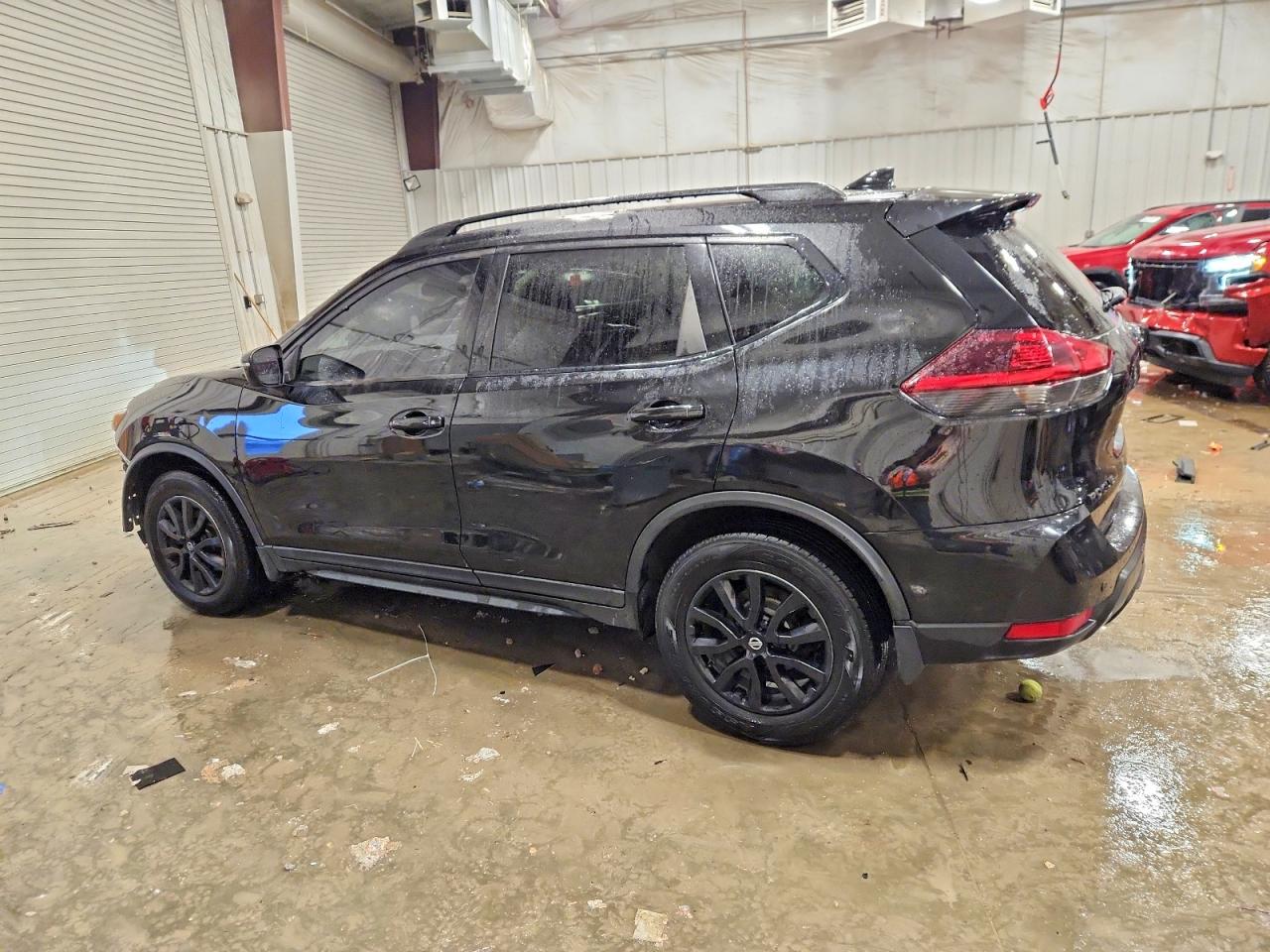 2019 NISSAN ROGUE SV photo 3