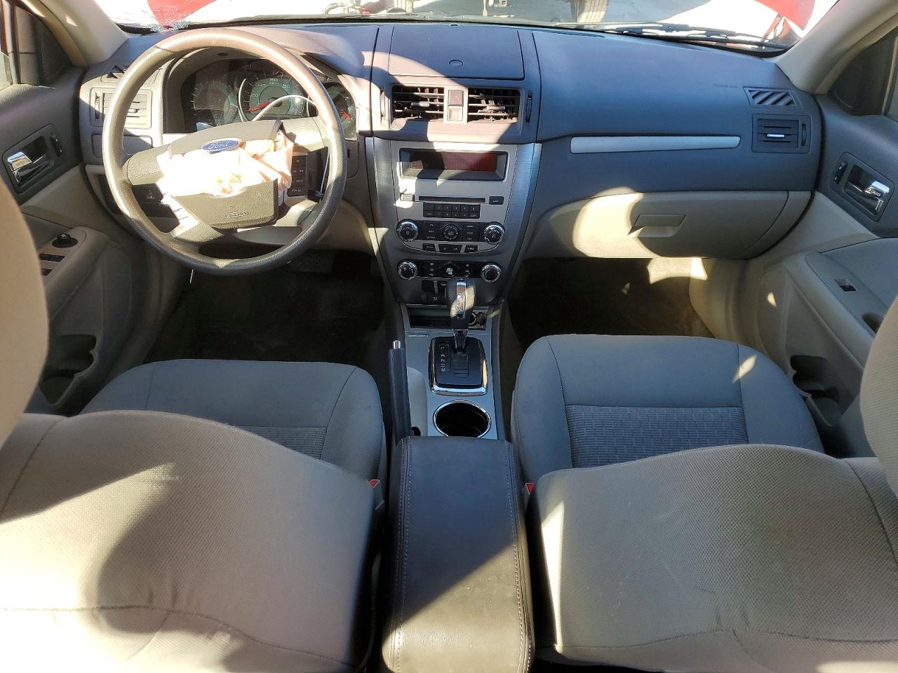 2012 FORD FUSION SE photo 8