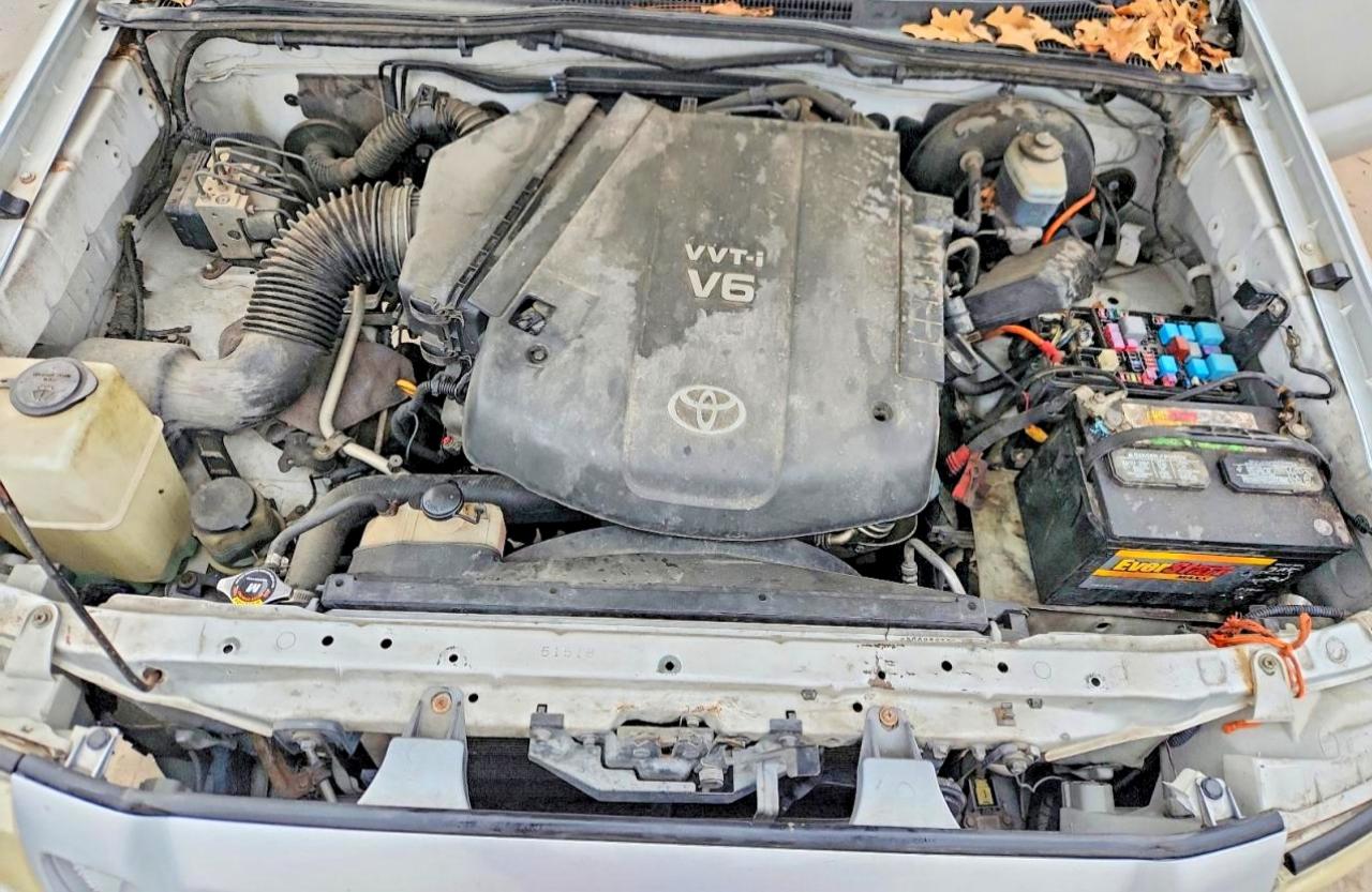 2005 TOYOTA TACOMA PRERUNNER V6 photo 11