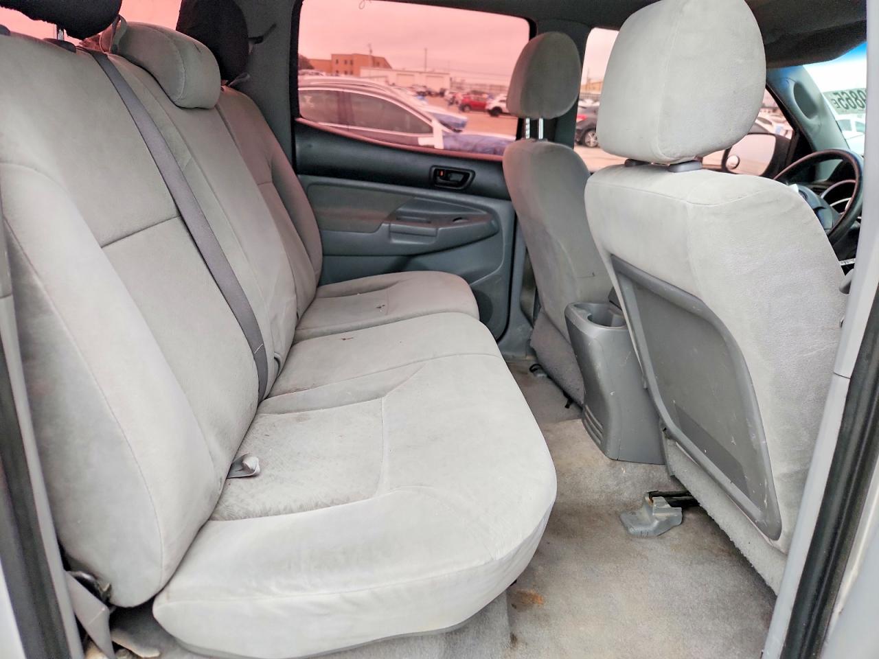 2005 TOYOTA TACOMA PRERUNNER V6 photo 10