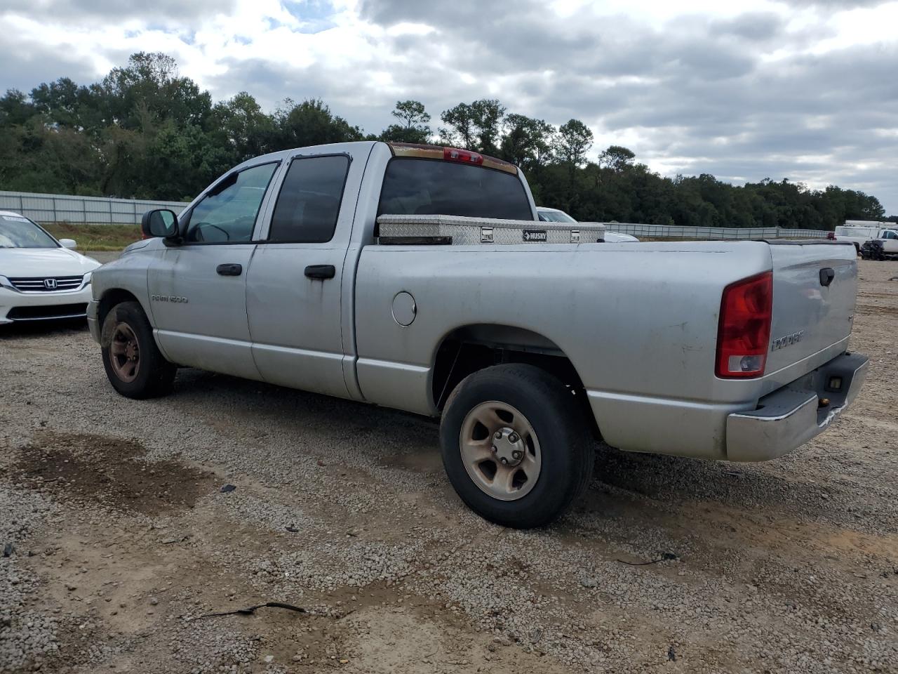 2003 DODGE RAM 1500 photo 2