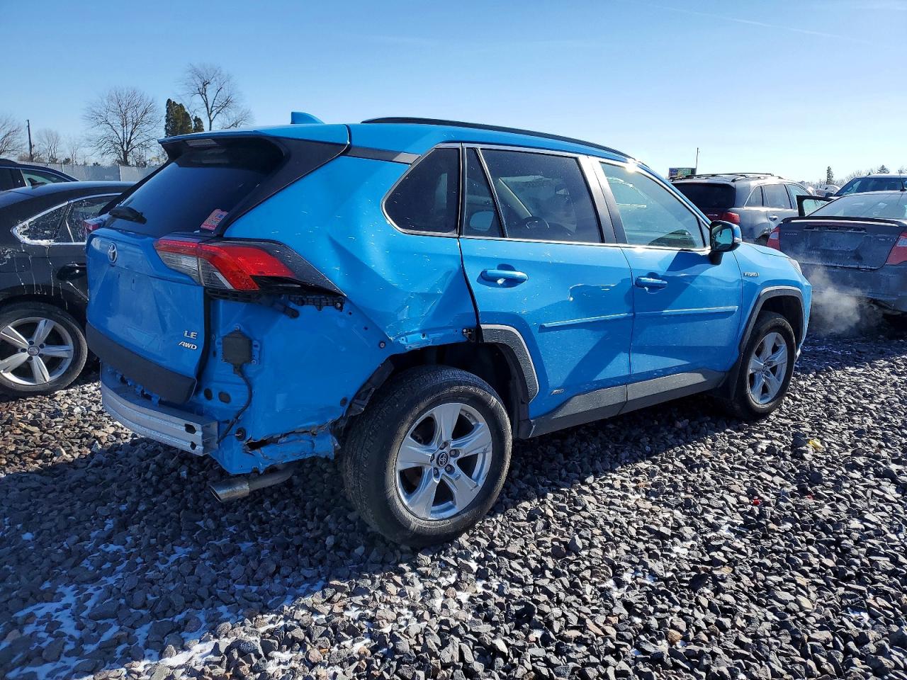 2019 TOYOTA RAV4 LE photo 7