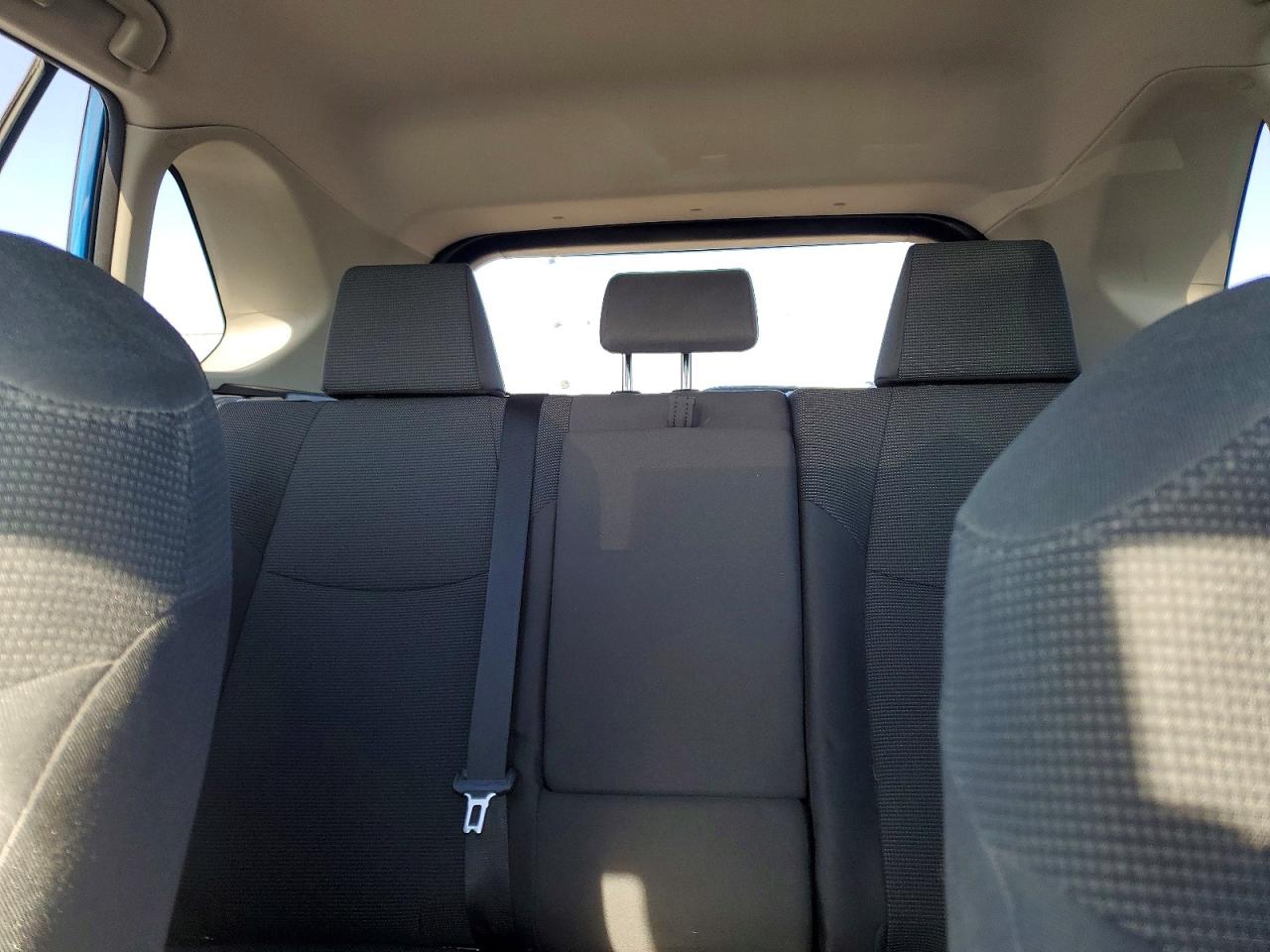 2019 TOYOTA RAV4 LE photo 28