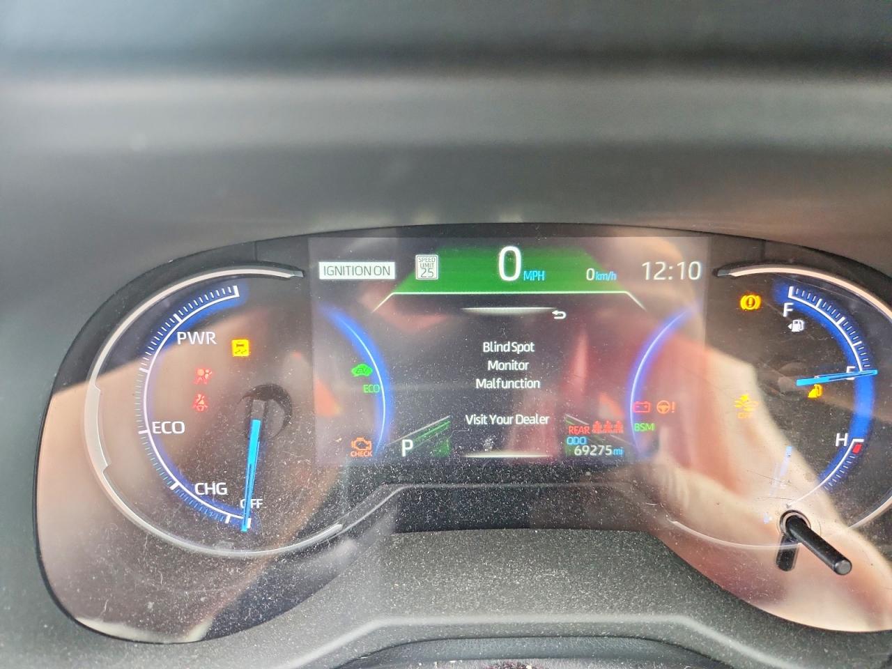 2022 TOYOTA RAV4 XSE photo 17