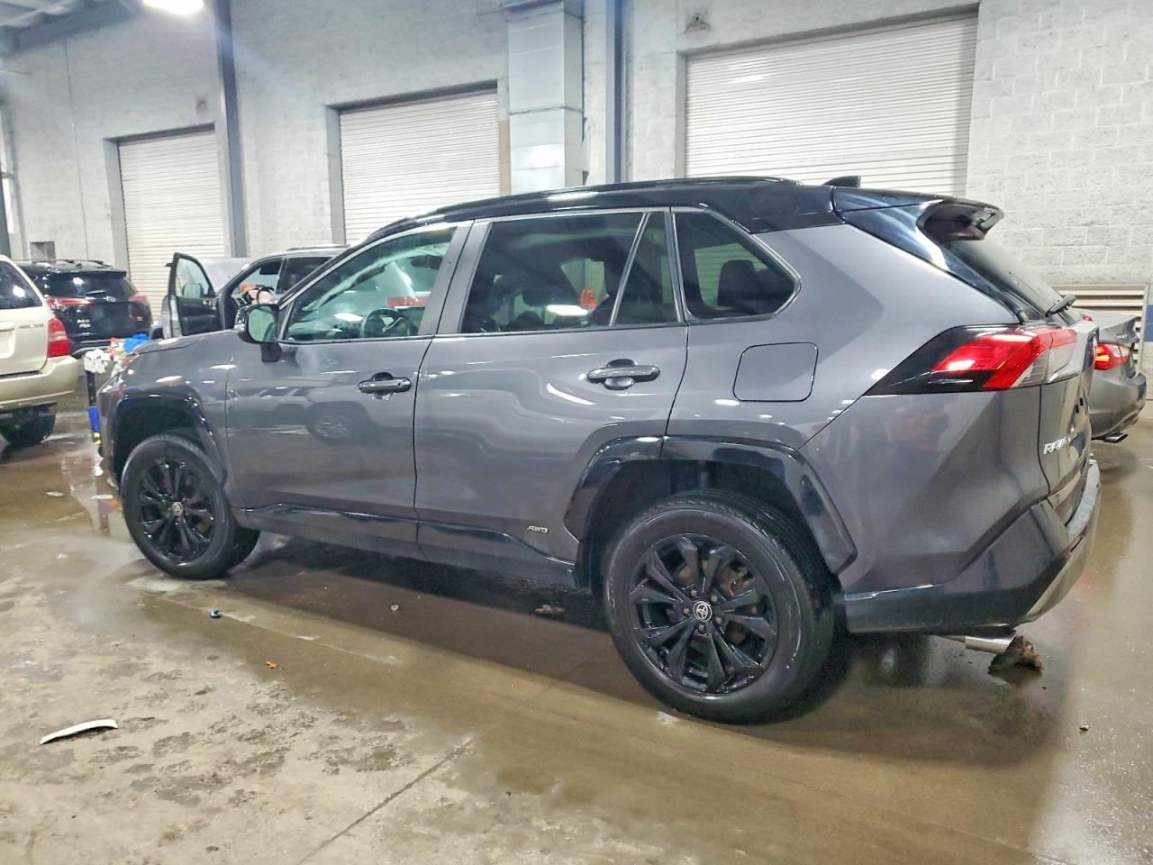 2022 TOYOTA RAV4 XSE photo 3