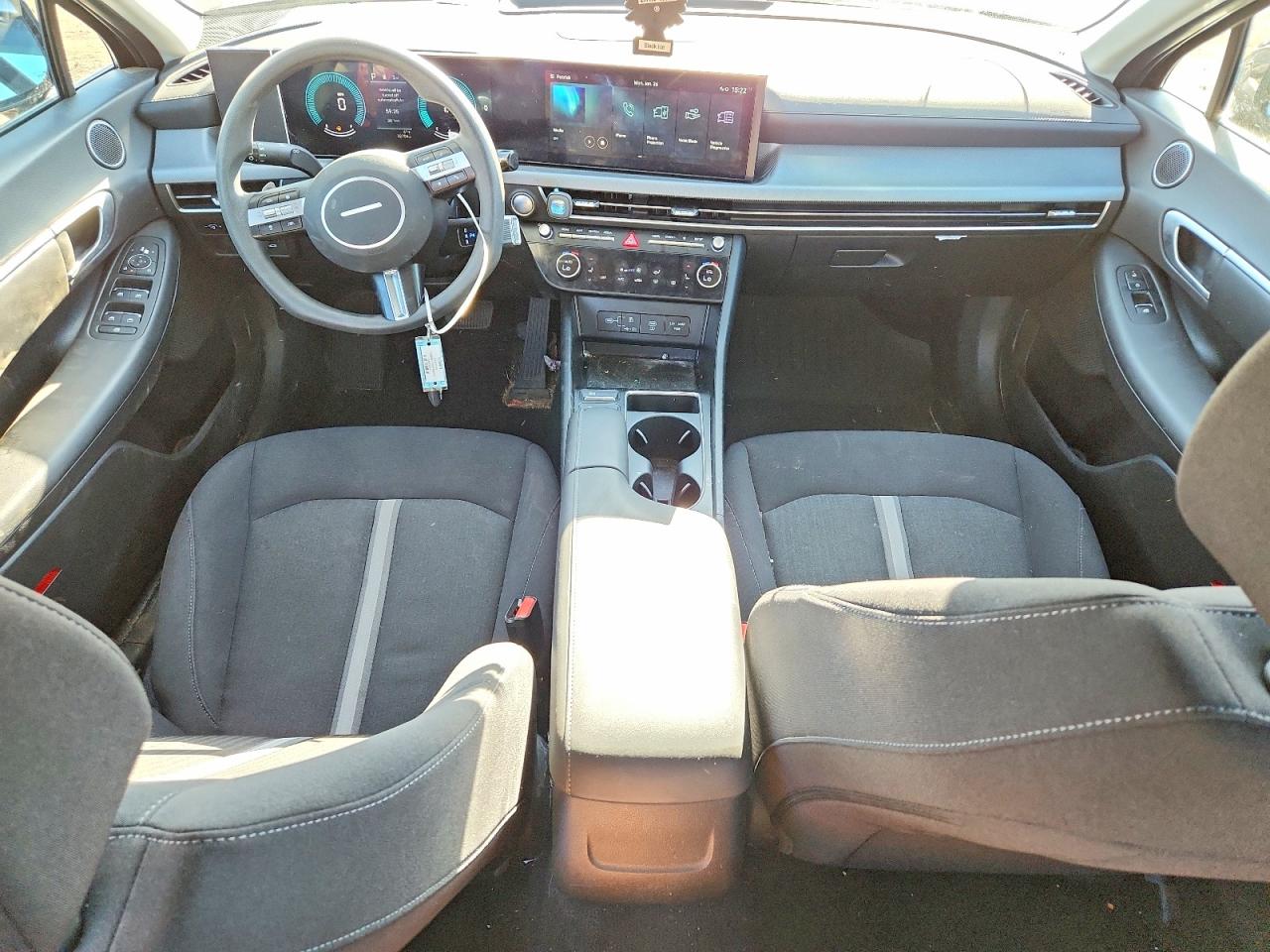 2024 HYUNDAI SONATA SEL photo 8