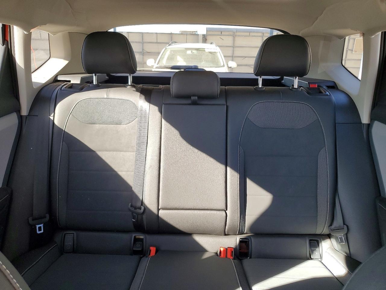 2024 VOLKSWAGEN TAOS SE photo 19