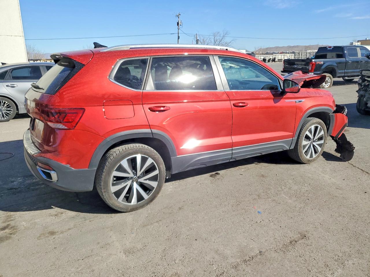 2024 VOLKSWAGEN TAOS SE photo 5