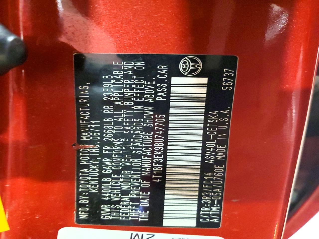 2011 TOYOTA CAMRY BASE photo 34