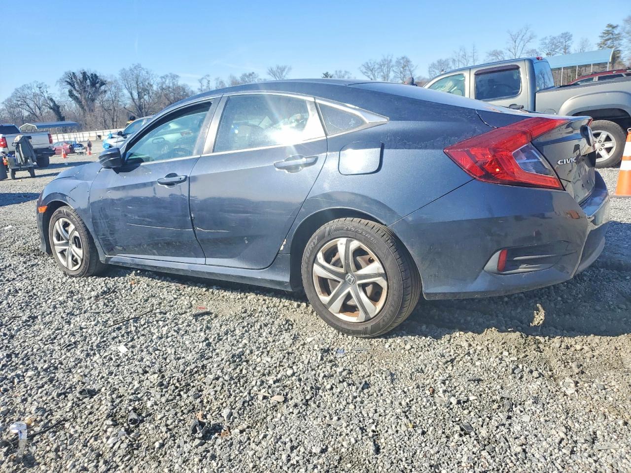 2016 HONDA CIVIC LX photo 2