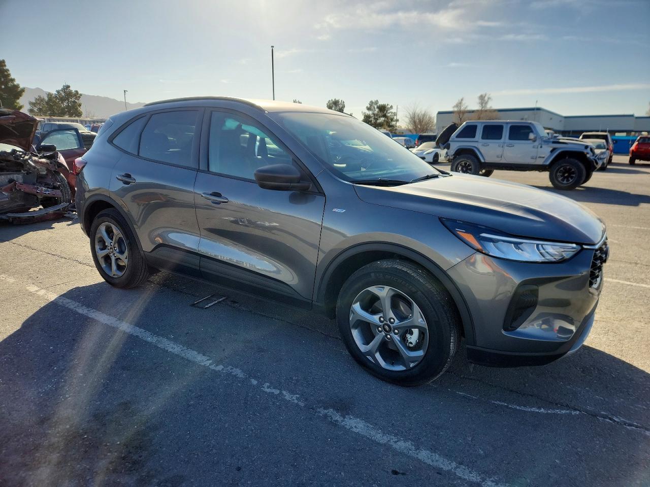 2025 FORD ESCAPE ST LINE photo 7