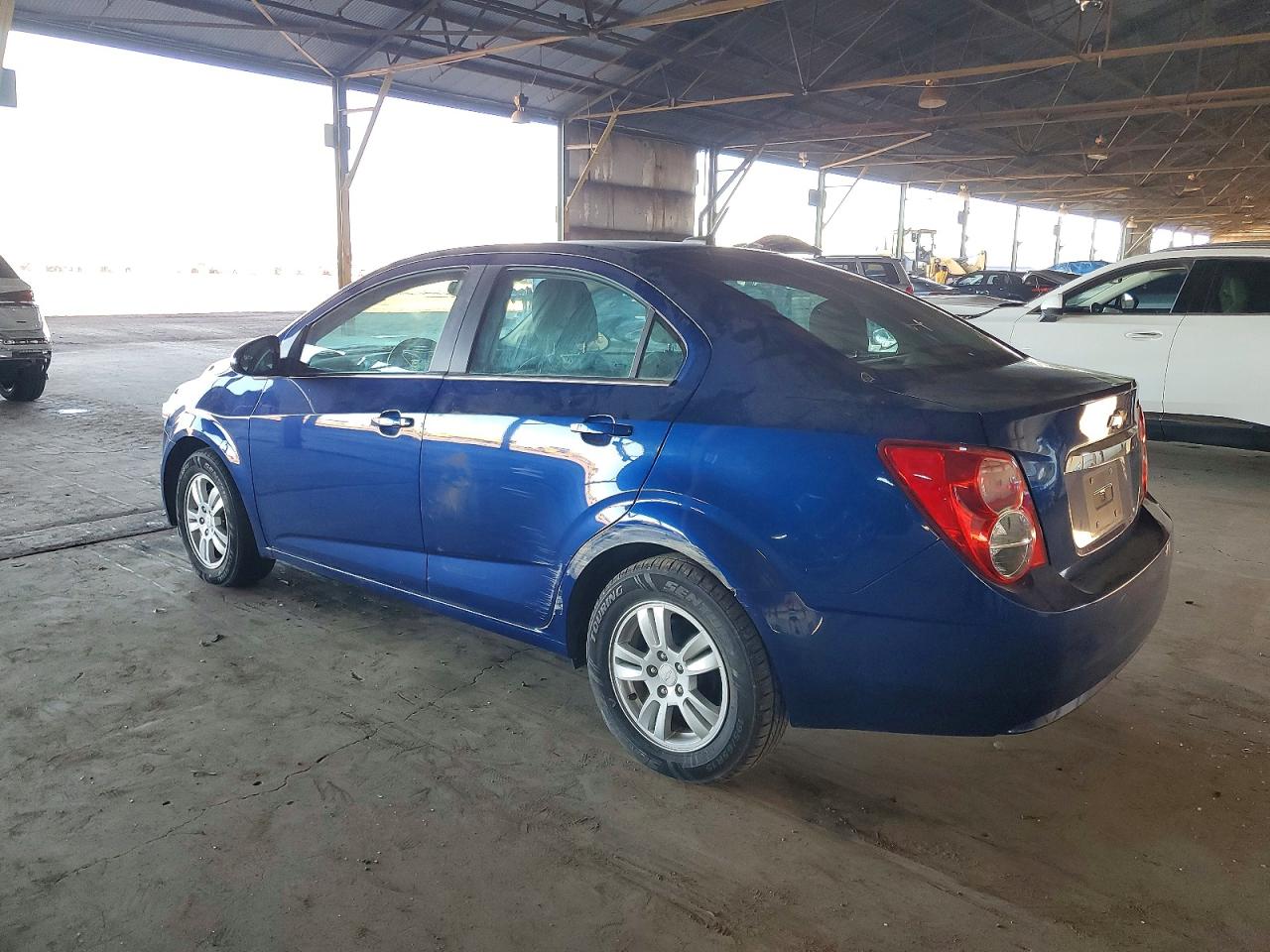 2014 CHEVROLET SONIC LT photo 2