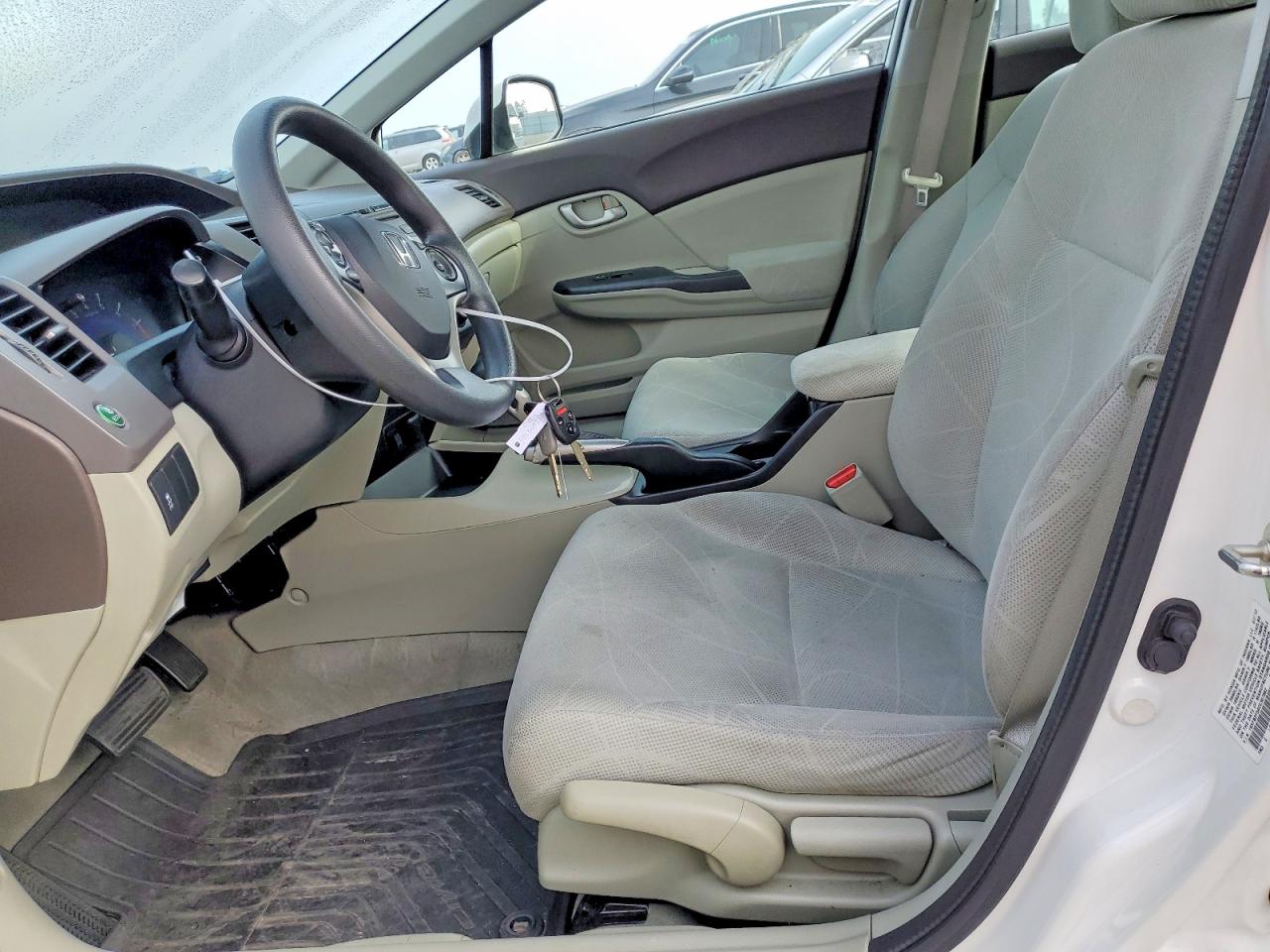 2012 HONDA CIVIC LX photo 7