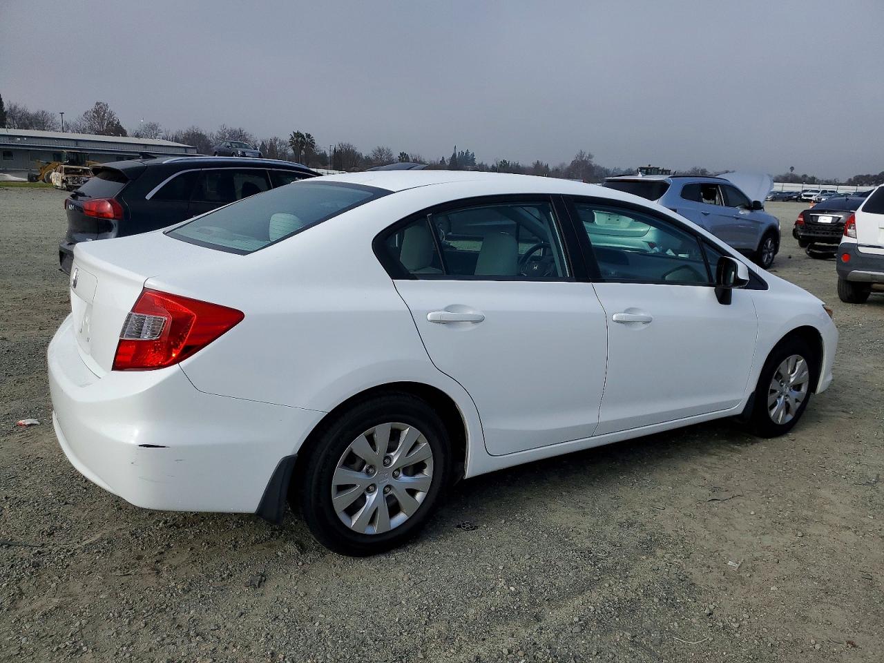2012 HONDA CIVIC LX photo 3
