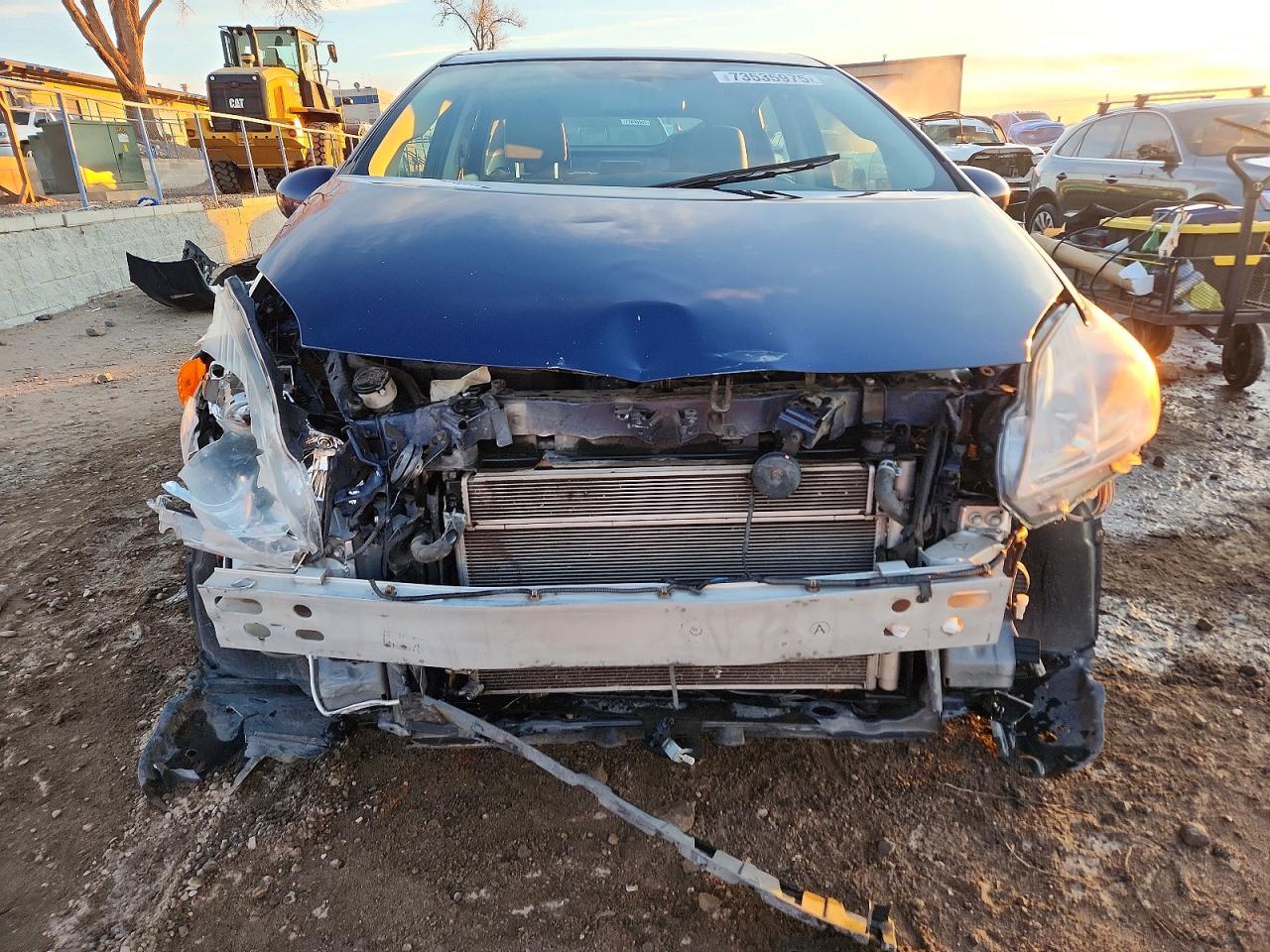 2012 TOYOTA PRIUS photo 13