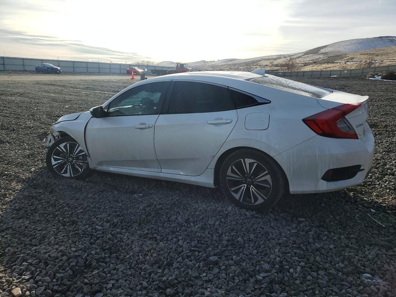 2016 HONDA CIVIC EX photo 2