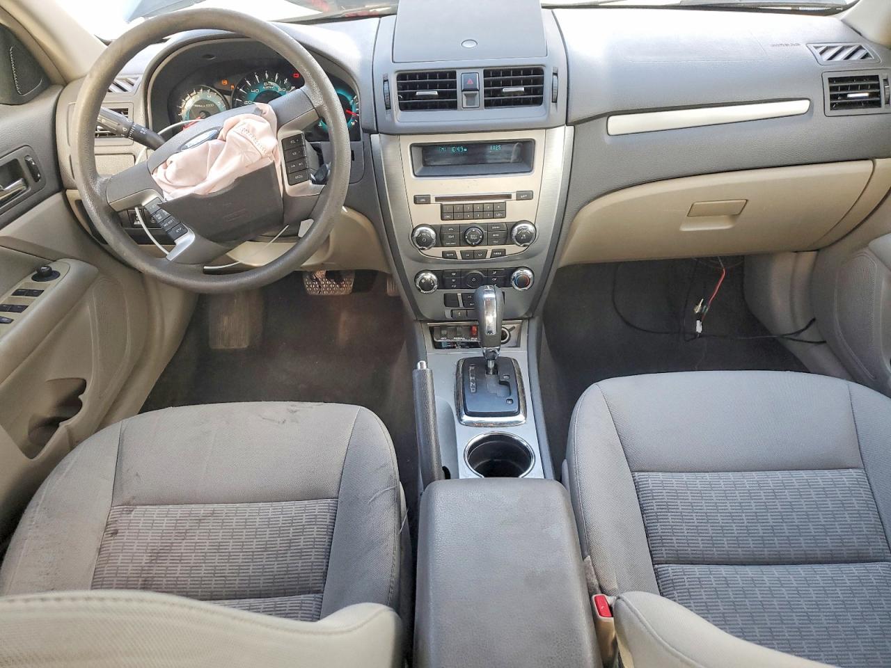 2010 FORD FUSION SE photo 8