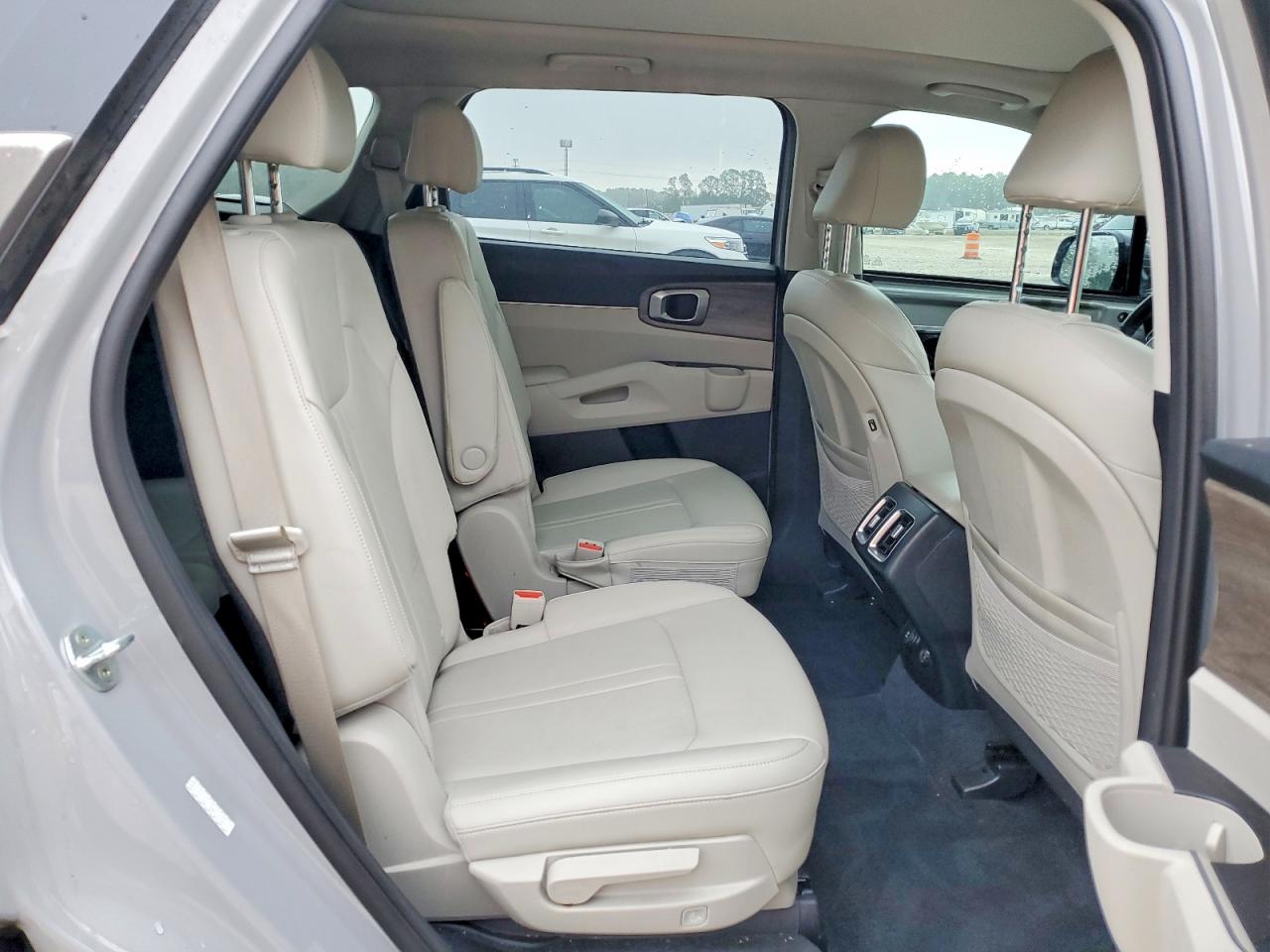 2022 KIA SORENTO EX photo 11