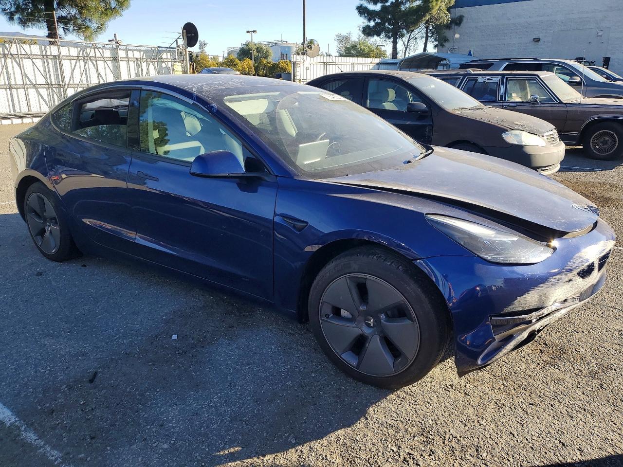 2022 TESLA MODEL 3 photo 4